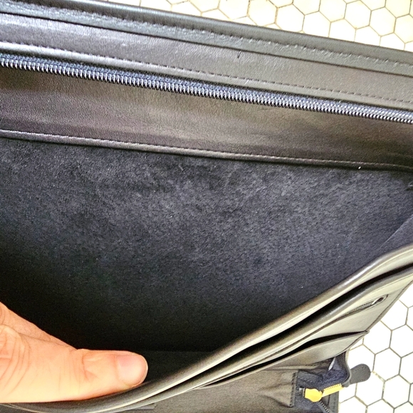 Vintage Coach leather folio - Picture 13 of 14